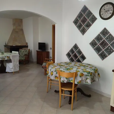 Ubytování v soukromí Casa Is Calitas *