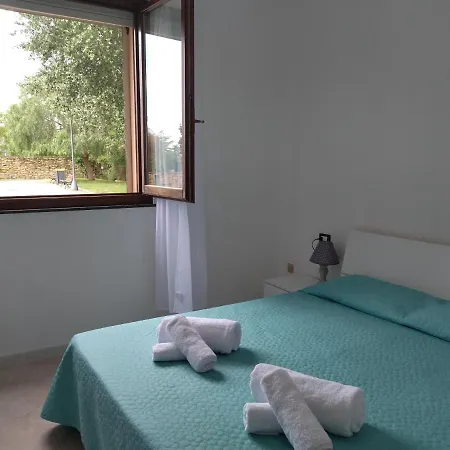 בית אירוח Casa Is Calitas Solèminis