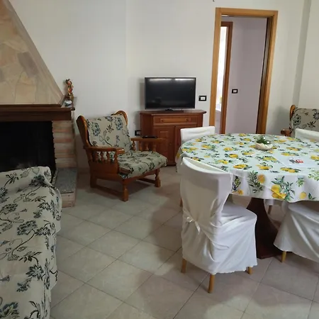 Casa Is Calitas Solèminis