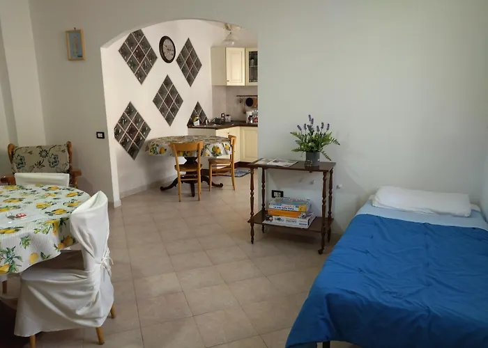 Casa Is Calitas Solèminis